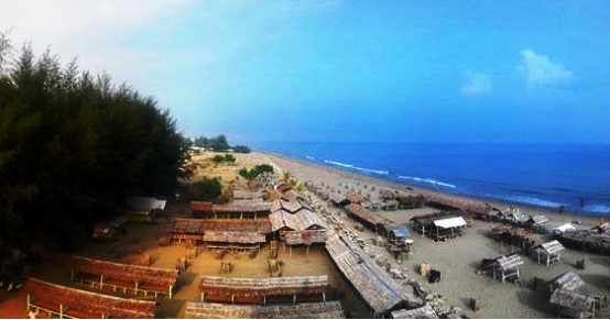 Objek Wisata Pantai Kuala Raja merupakan salah satu tempat wisata unggulan di Kab. Bireuen